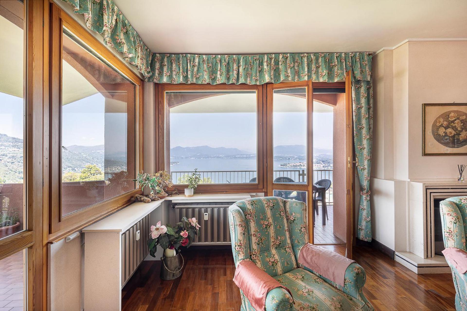 Apartment Arona Vista Panoramica Dagnente